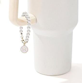 Accesorios con dijes de letra para vaso