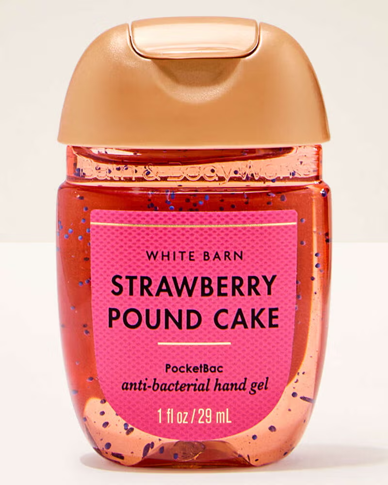 Alcohol en gel Strawberry Pound Cake