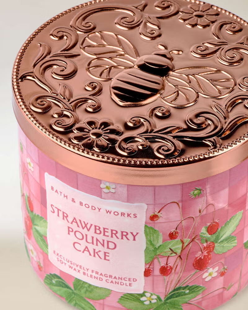 Vela 3 mechas Strawberry Pound Cake