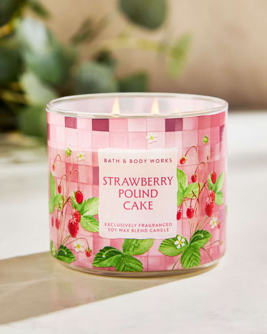 Vela 3 mechas Strawberry Pound Cake